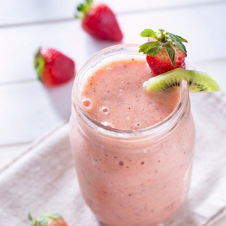 Aardbei-kiwi smoothie