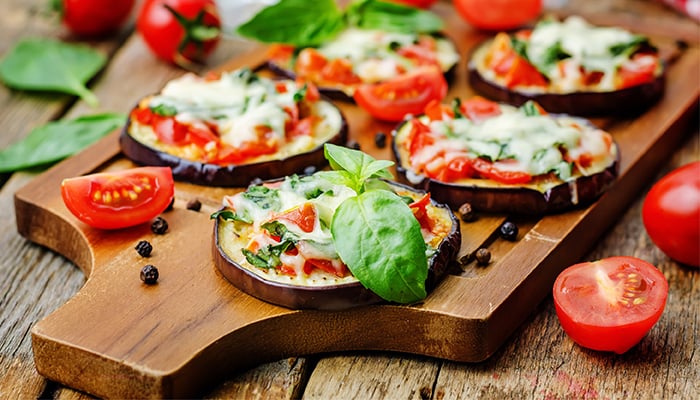 Mini aubergine pizzaatjes