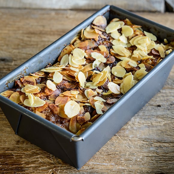 Bread-and-butterpudding met amandelen