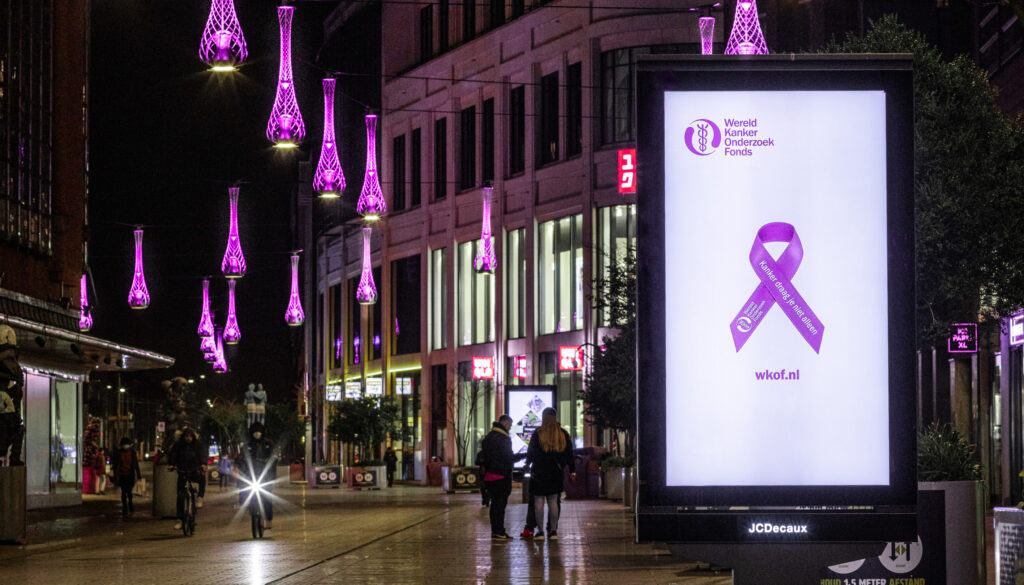 Grote Marktstraat Den Haag paars verlicht