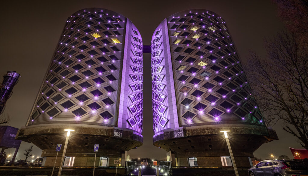 SugarCity paars verlicht
