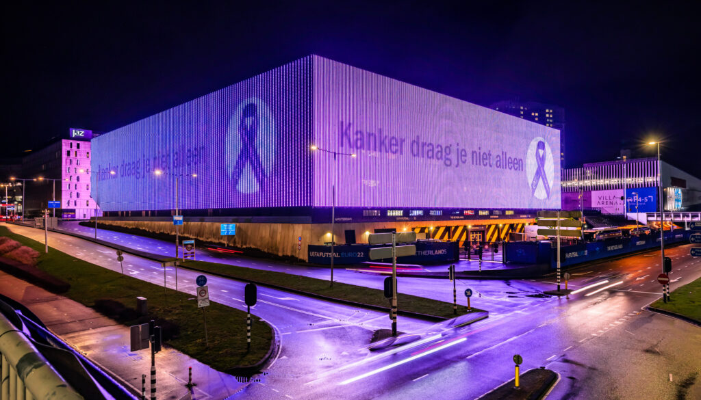Ziggodome paars verlicht