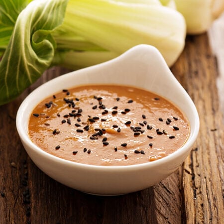 Pittige pinda dressing